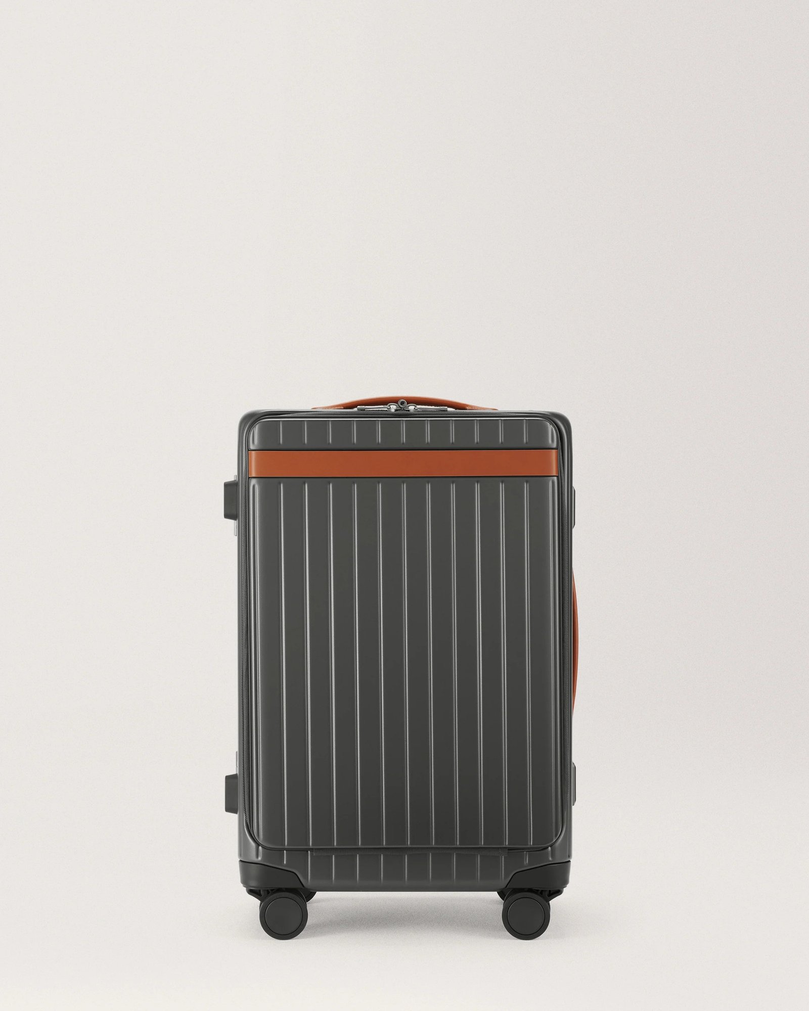 Carl Friedrik, The Carry-On
