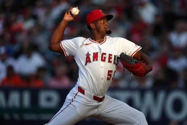 Angels on verge of climbing above .500, open series vs. Nats