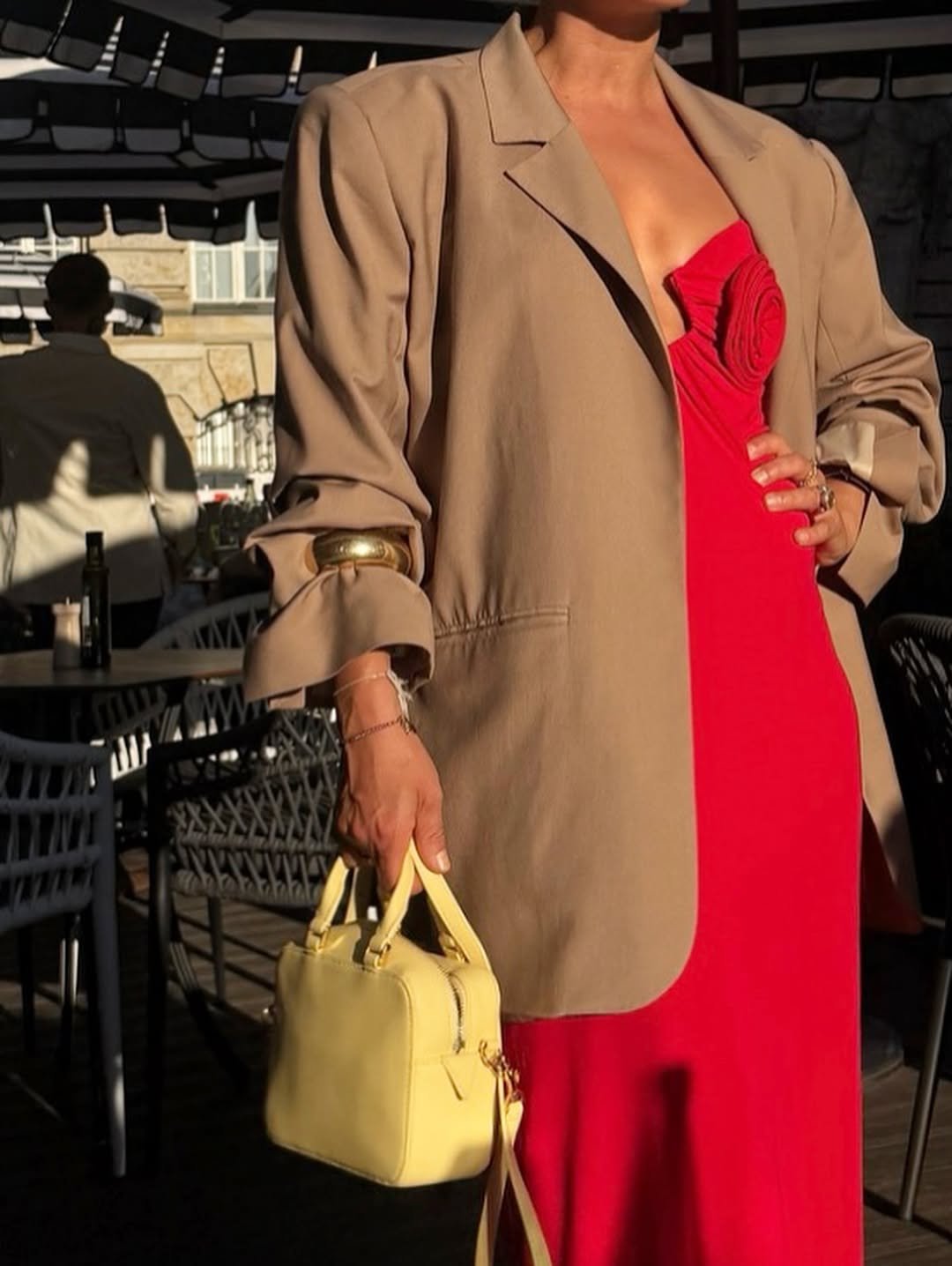 Woman wearing bangle bracelets jewelry trend 2025.
