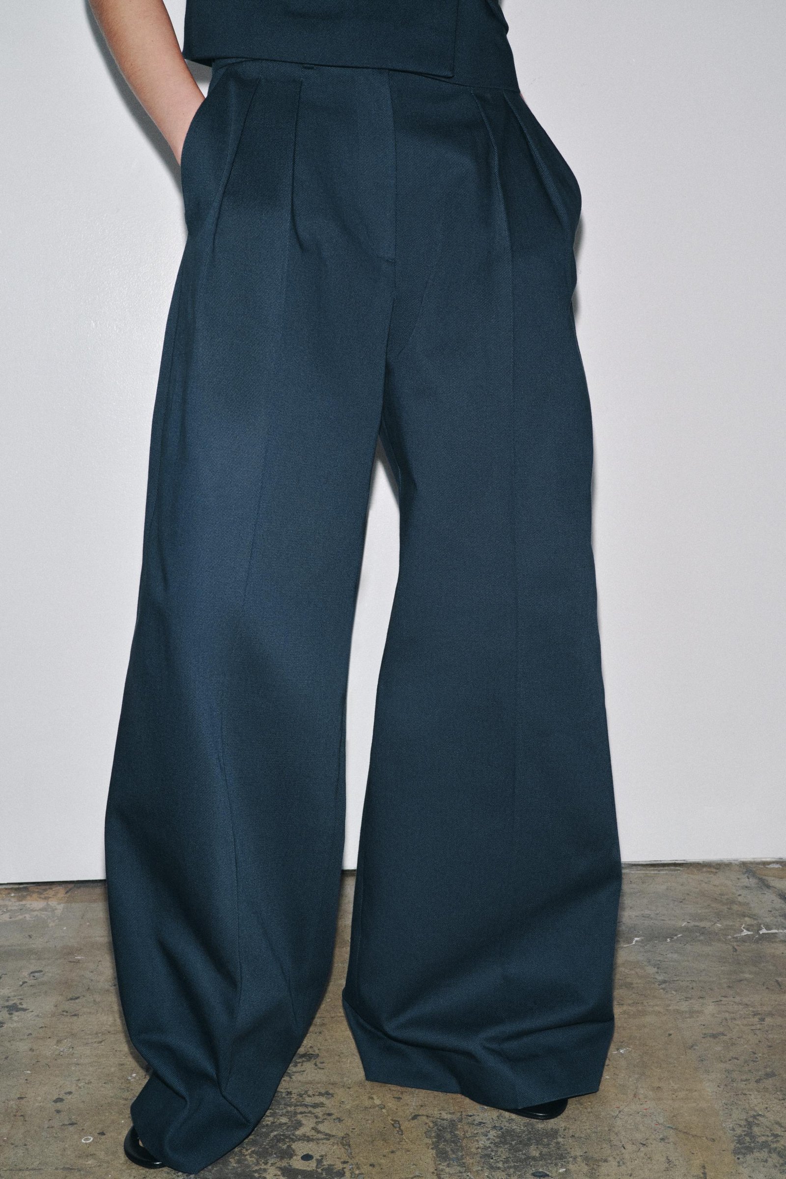 Zw Collection Pleated Trousers