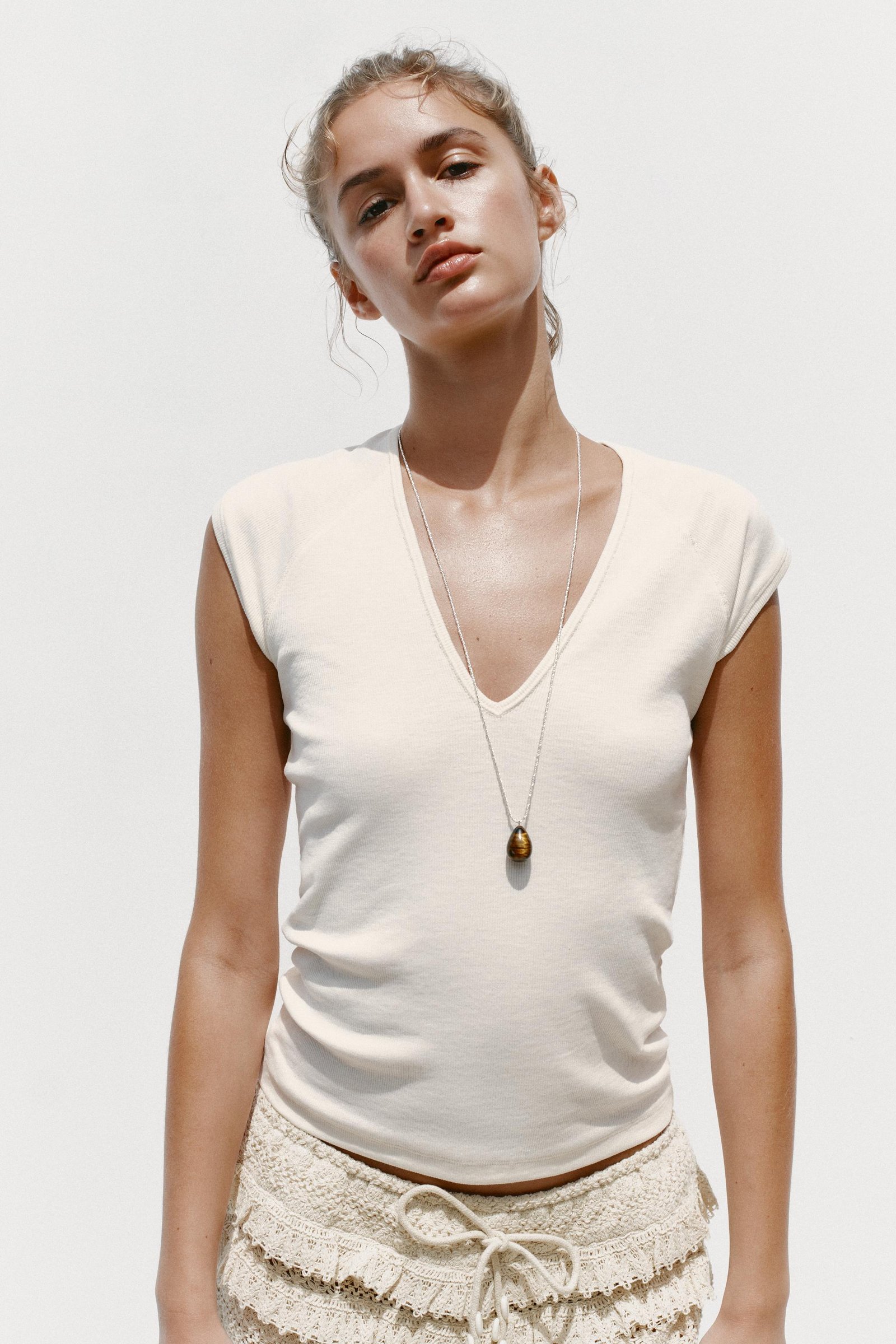 Rib V-Neck T-Shirt