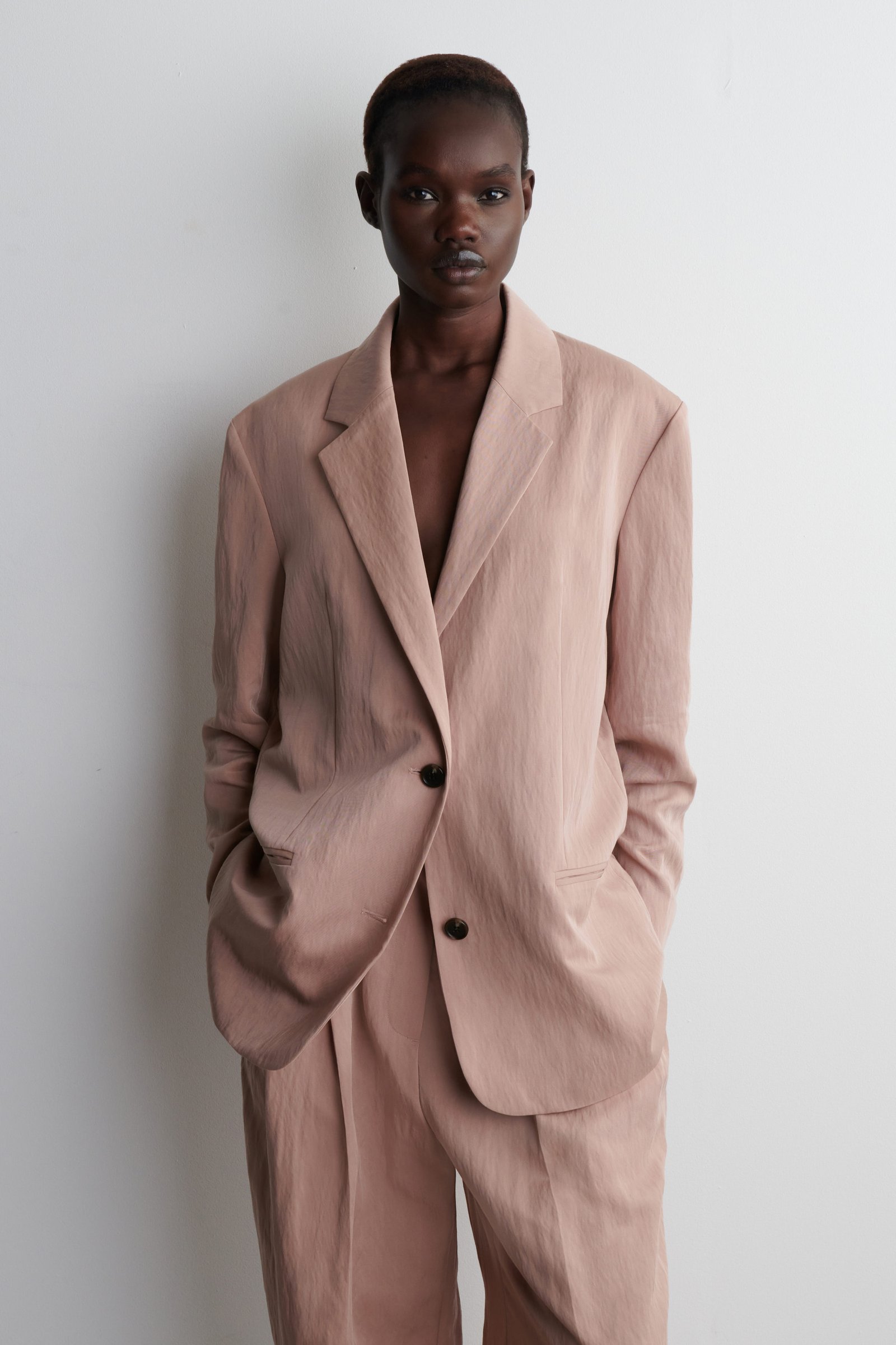 Oversized Fluid Blazer