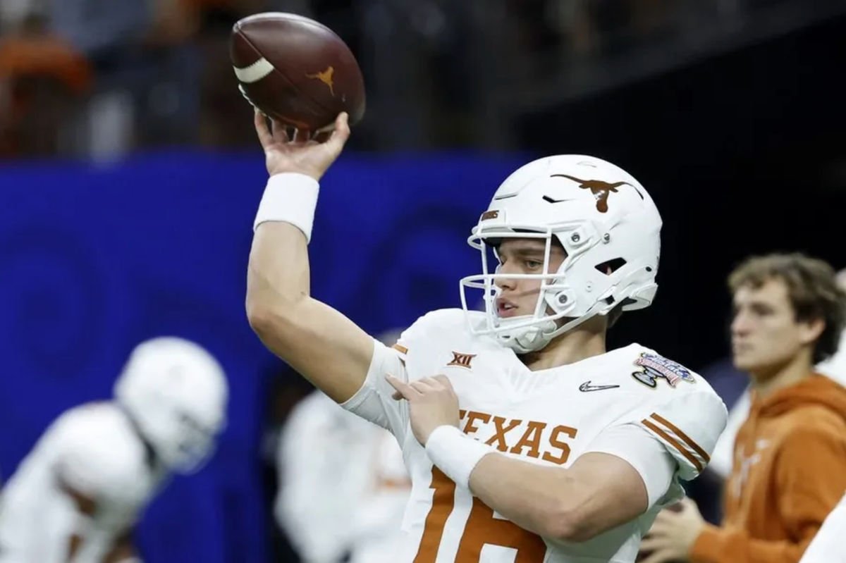 Jan 1, 2024; New Orleans, LA, USA; Texas Longhorns quarterback Arch Manning (16) warms up before the 2024 Sugar Bowl college football playoff semifinal game against the Washington Huskies at Caesars Superdome. credits: Geoff Burke-USA TODAY Sports