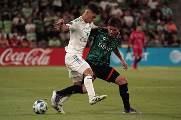 Whitecaps vie to regroup vs. visiting Sporting Kansas City