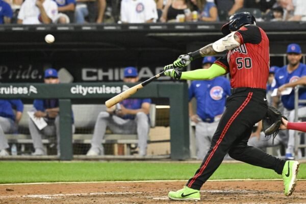 White Sox seek to sustain scoring surge in clash vs. Cubs