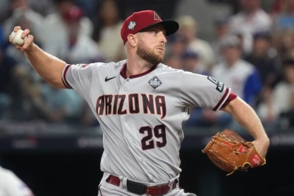 Merrill Kelly to face Pirates in potential swan song with Diamondbacks