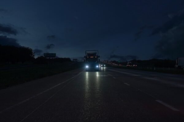 Aurora’s autonomous trucks are now driving at night. Its next big challenge is rain.
