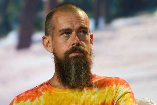 Jack Dorsey’s Bluetooth messaging app Bitchat now on App Store