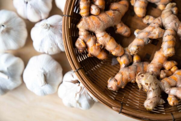 Taking Garlic and Turmeric Could Boost Your Immunity