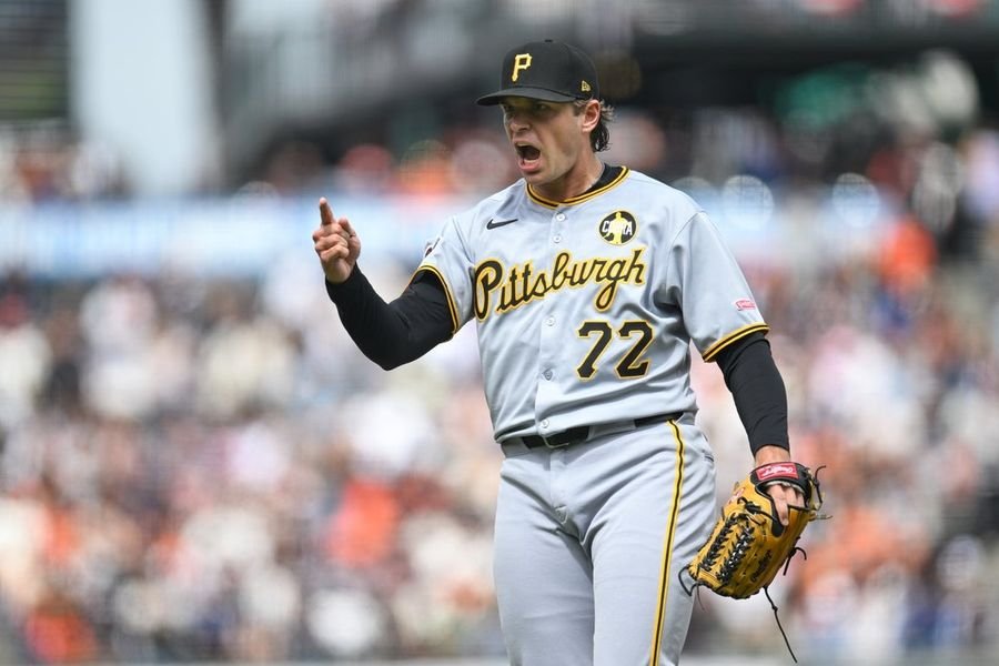 MLB: Pittsburgh Pirates at San Francisco Giants
