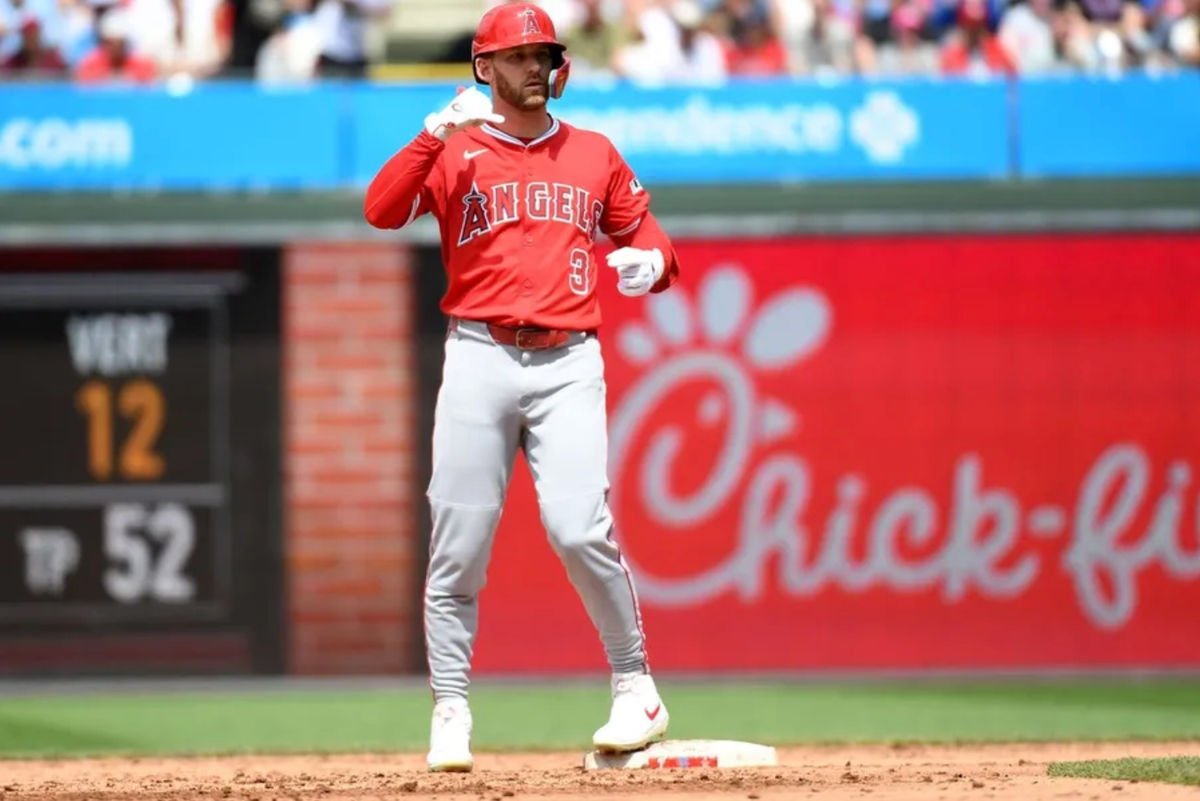 Jul 20, 2025; Philadelphia, Pennsylvania, USA; Los Angeles Angels outfielder Taylor Ward (3) stands on second base after hitting two RBI double against the Philadelphia Phillies at Citizens Bank Park. Mandatory Credit: Eric Hartline-Imagn Images