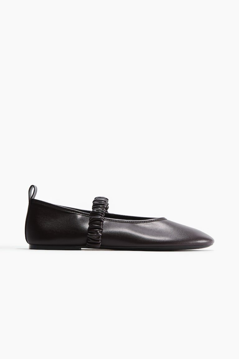 Scrunchie-Detail Ballet Pumps