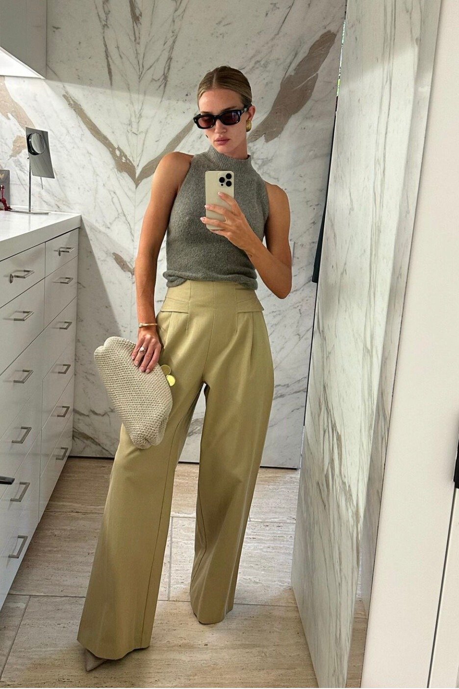 Rosie Huntington-Whiteley outfit