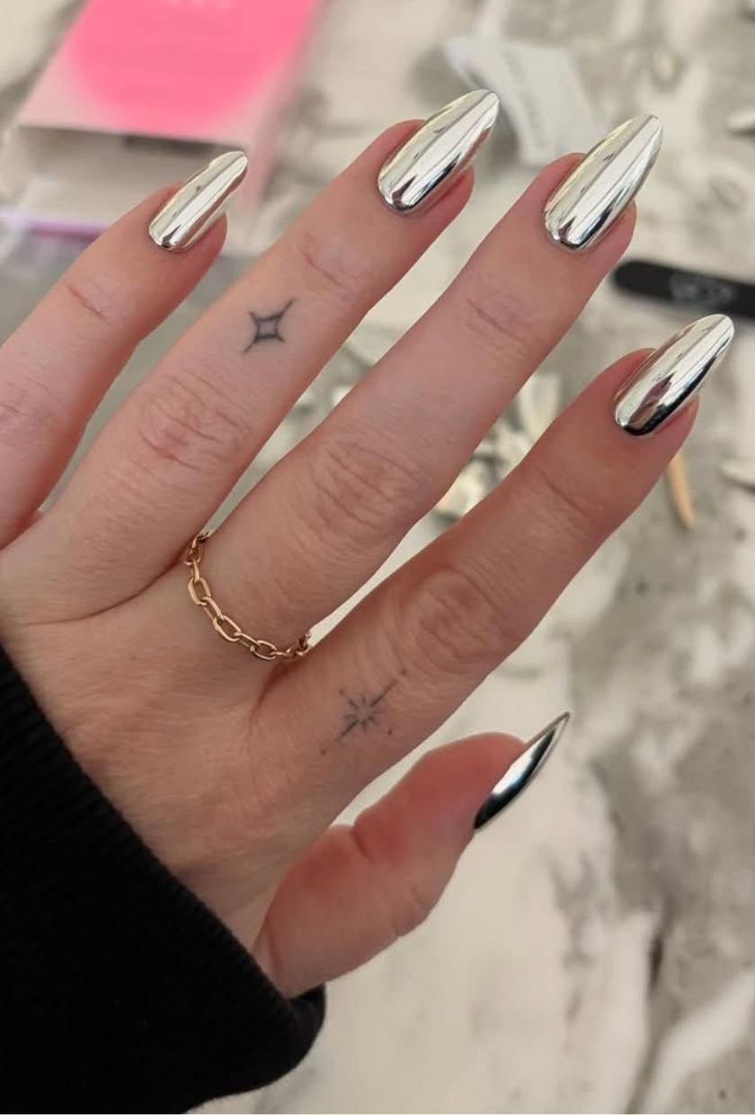 @nails_of_la