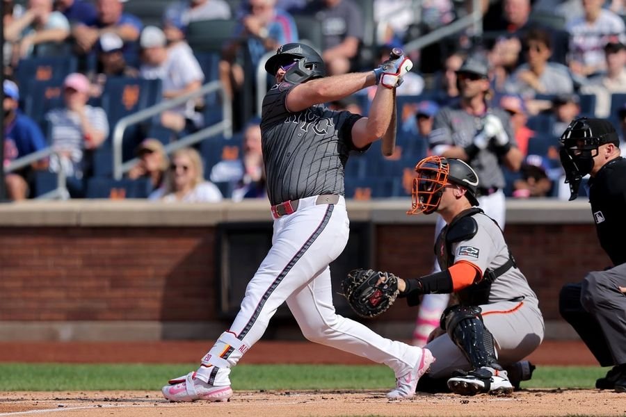 MLB: San Francisco Giants at New York Mets